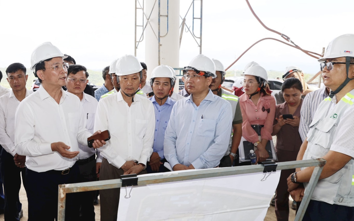 Lâm Đồng phê bình liên danh nhà đầu tư cao tốc Bảo Lộc - Liên Khương vì chậm tiến độ - Ảnh 2.