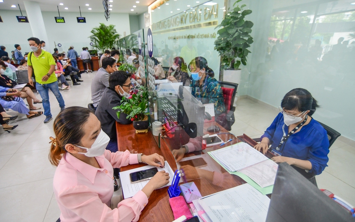 TP.HCM tiếp nhận hồ sơ đất đai trực tuyến, trả kết quả sau 2 giờ - Ảnh 2.