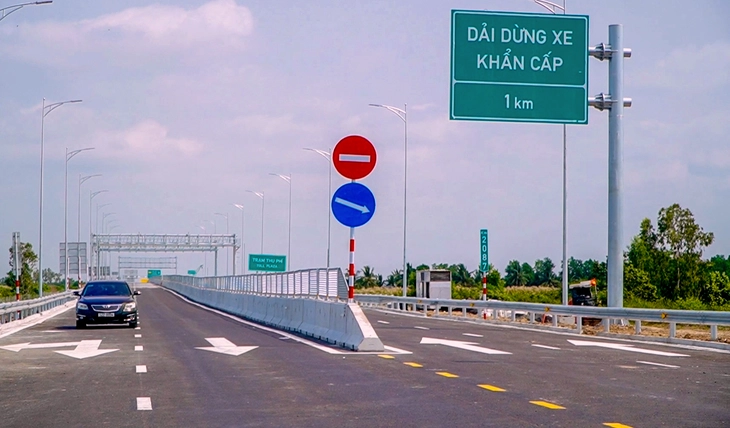 cao tốc - Ảnh 1.