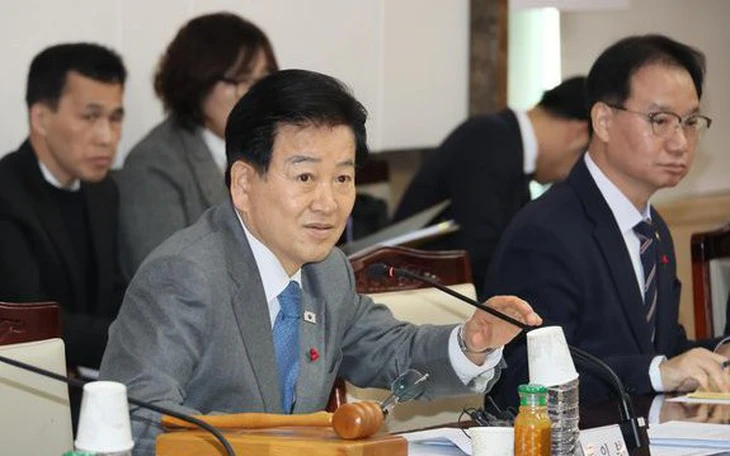 Hàn Quốc kêu gọi mở lại khu công nghiệp Kaesong vì hòa bình liên Triều - Ảnh 2.