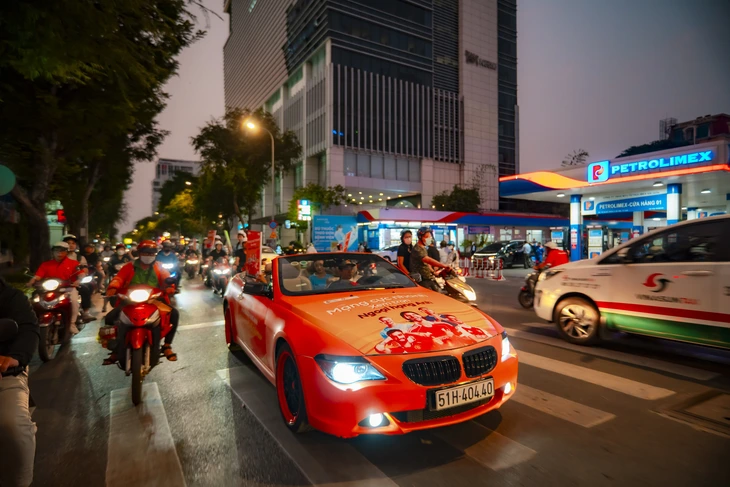 Mang không khí Ngoại hạng Anh đến gần hơn với người hâm mộ Việt - Ảnh 4.