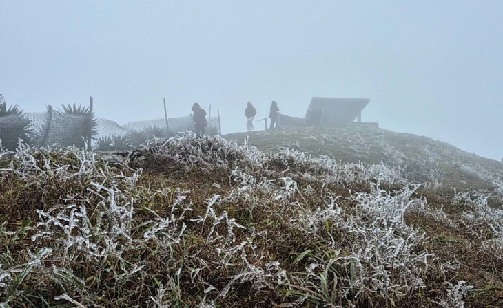 Thời tiết hôm nay 23-1: Không khí lạnh bao phủ, Bắc Bộ giảm nhiệt thêm, Nam bộ sáng lạnh - Ảnh 1. thời tiết - Ảnh 1.