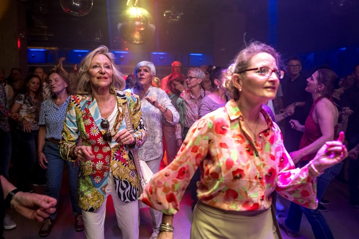 Có thật tuổi thọ người dân Thụy Sĩ và Nigeria chênh gần 30 năm? - Ảnh 2. tuổi thọ - Ảnh 2.