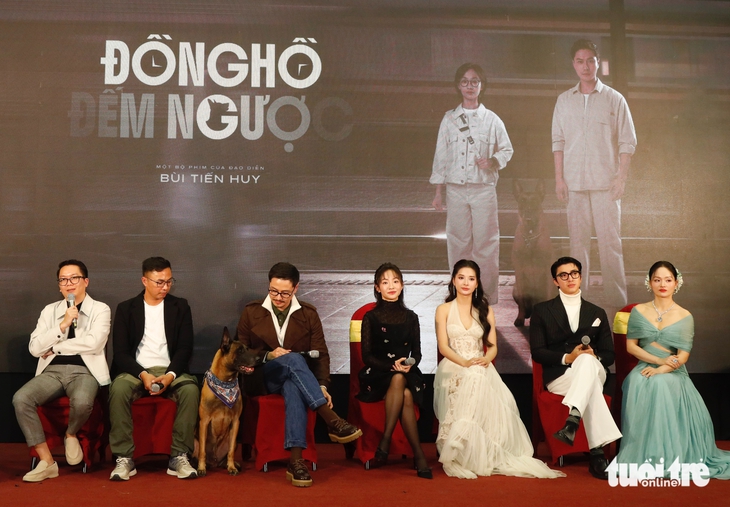 Đạo diễn Bùi Tiến Huy: Hồng Đăng nên trở lại màn ảnh nhỏ, mong khán giả mở lòng hơn - Ảnh 2.