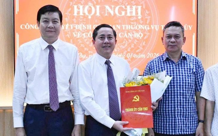Cần Thơ điều động Bí thư phường làm Phó chủ tịch Mặt trận Tổ quốc thành phố - Ảnh 2.