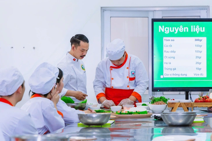 nghề bếp - Ảnh 1.