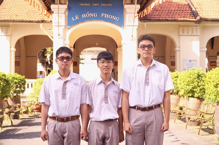 Một lớp có 3 giải nhất học sinh giỏi quốc gia - Ảnh 1. tin học - Ảnh 1.