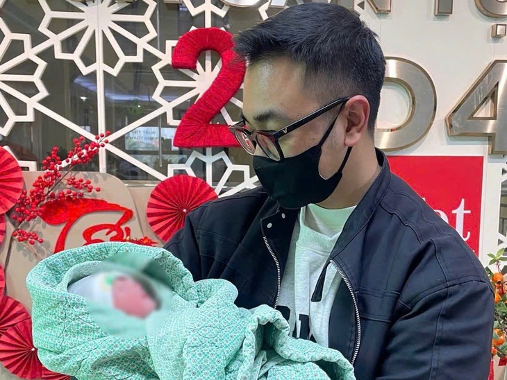 sản phụ - Ảnh 2.