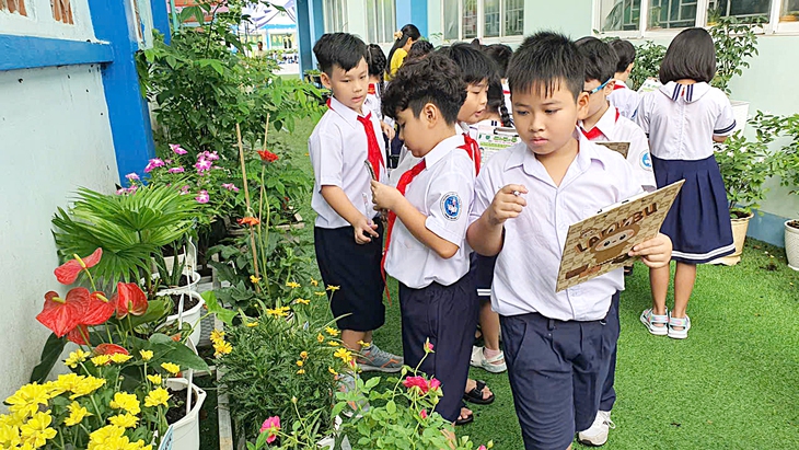 Giáo dục TP.HCM thời kỳ đổi mới - Kỳ cuối: Bước bền vững với trường học hạnh phúc - Ảnh 3. Giáo dục TP.HCM thời kỳ đổi mới - Kỳ cuối: Bước bền vững với trường học hạnh phúc - Ảnh 3.