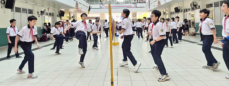 Giáo dục TP.HCM thời kỳ đổi mới - Kỳ cuối: Bước bền vững với trường học hạnh phúc - Ảnh 1. trường học hạnh phúc - Ảnh 1.