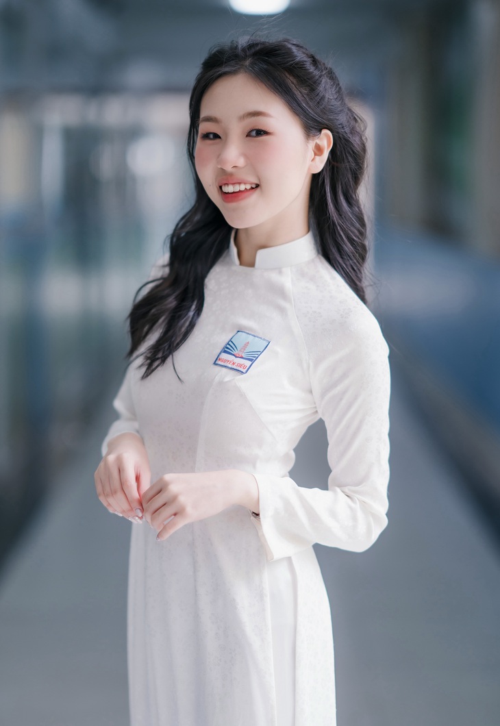 Giành học bổng công nghệ sinh học nhờ thích nghệ thuật - Ảnh 2.