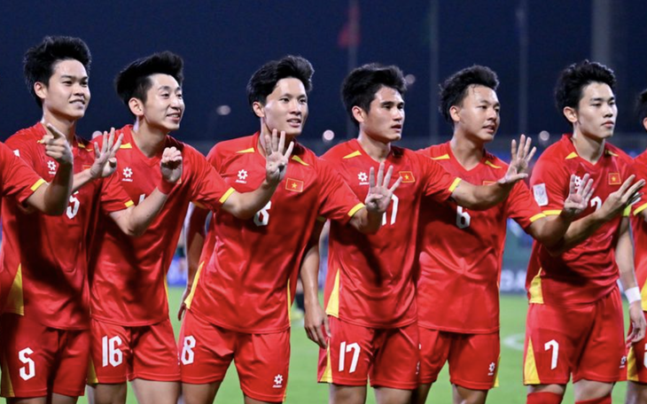 Nhật Minh - mẫu trung vệ 'của hiếm' của bóng đá Việt Nam - Ảnh 3.