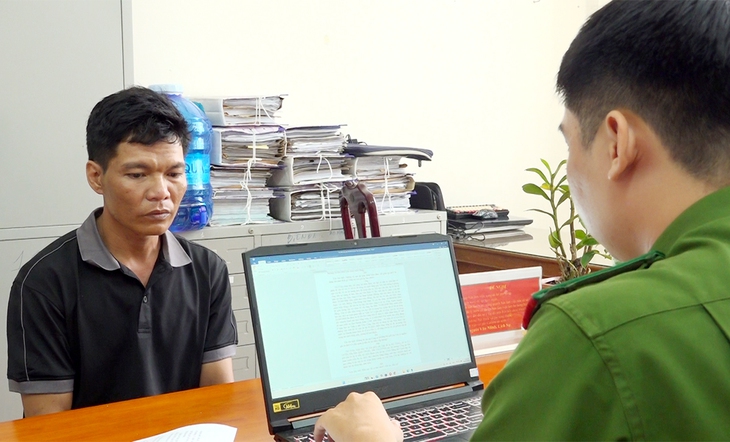 trộm tiền - Ảnh 1.