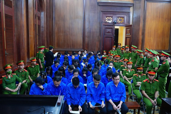 Làm giả - Ảnh 1.