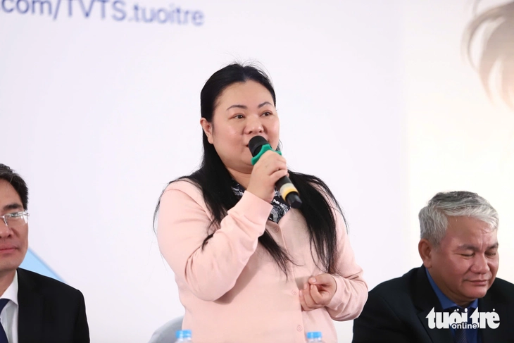 Học sinh Đắk Lắk 'thả tim' ban tư vấn, nhờ giúp chọn ngành phù hợp trước mùa tuyển sinh - Ảnh 2.