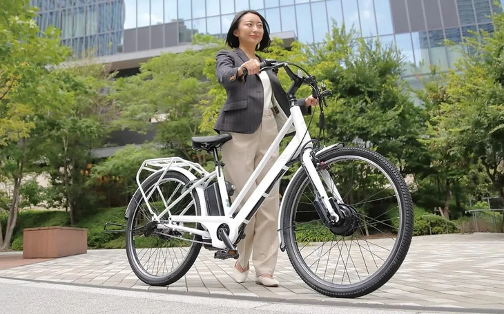 Trông như ô tô nhưng lại là xe đạp điện, chạy 60km/sạc, giá ngang 2 chiếc Honda SH - Ảnh 8.