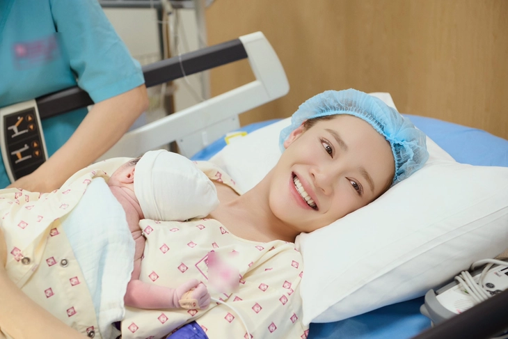 Nhã Phương - Ảnh 2.