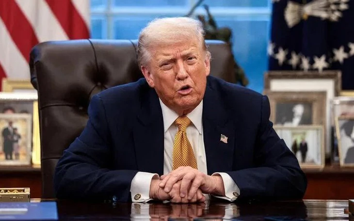 Ông Trump dọa lực lượng Mỹ ở gần Iran lớn hơn cả lực lượng gần Venezuela - Ảnh 2.