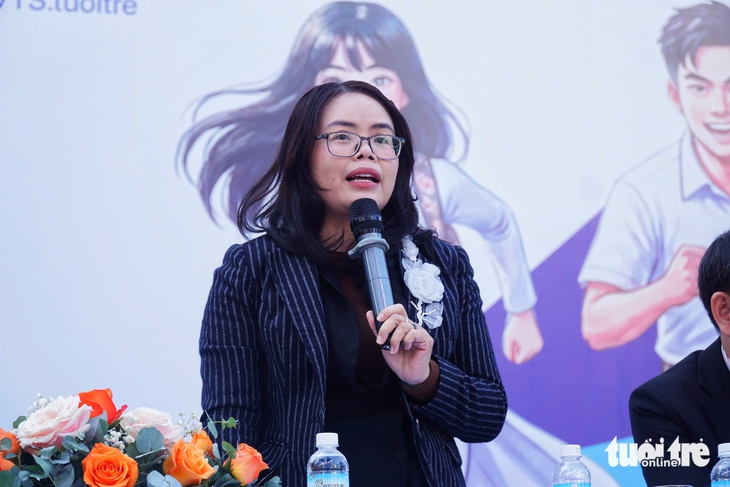 Học sinh lo lắng AI có thể thay thế con người trong tương lai, thầy cô trấn an - Ảnh 4.