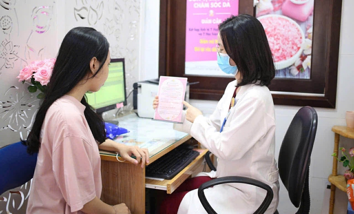 Chạy đua nhan sắc trước Tết - Ảnh 2. làm đẹp - Ảnh 2.