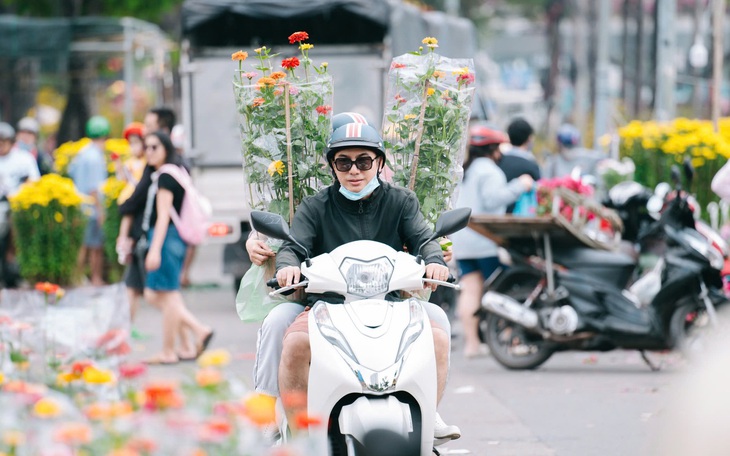 13 chuyến bay bị ảnh hưởng sương mù tại sân bay Nội Bài - Ảnh 3.