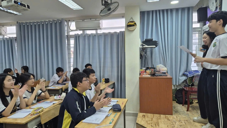 Giám đốc Sở Giáo dục: 'Không thể bỏ thi vào lớp 10, vì chúng ta còn thiếu trường lớp' - Ảnh 1.