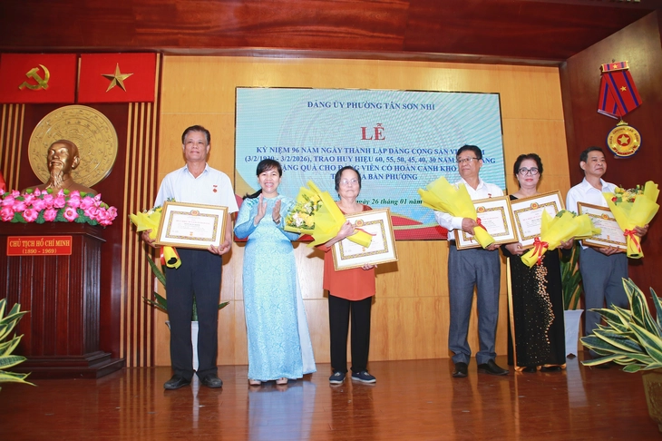 Tân Sơn Nhì - Ảnh 5.