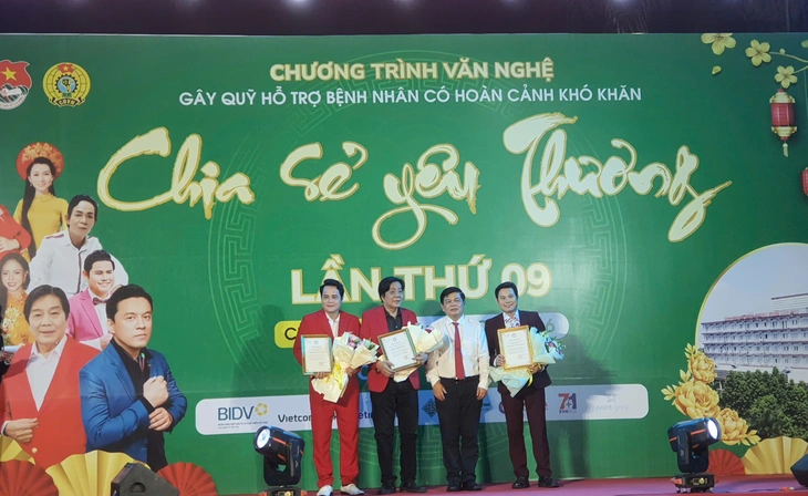 Chương trình "Chia sẻ yêu thương" nhận được 2,4 tỉ đồng hỗ trợ bệnh nhân khó khăn - Ảnh 2.