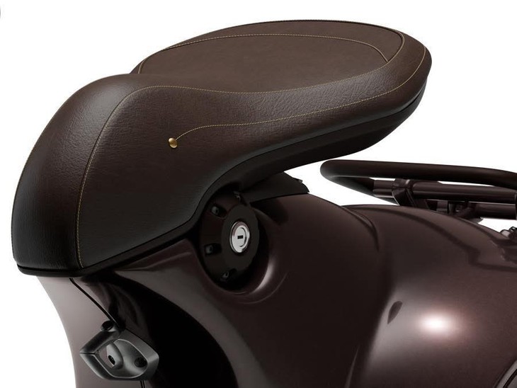 Vespa 946 Horse - Ảnh 3.