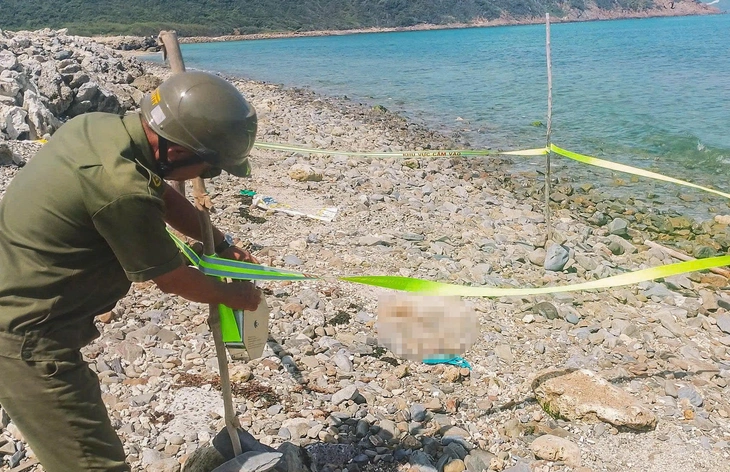 Phát hiện đoạn chân người trôi dạt vào bãi biển ở Khánh Hòa - Ảnh 1. Khánh Hòa - Ảnh 1.