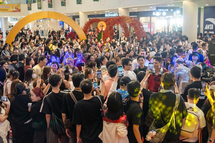 Running man ra rạp và câu chuyện game show biết cách kiếm tiền - Ảnh 3. Running man - Ảnh 3.