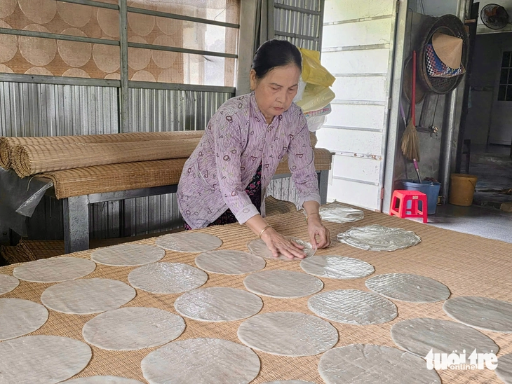 làng nghề bánh phồng - Ảnh 3.