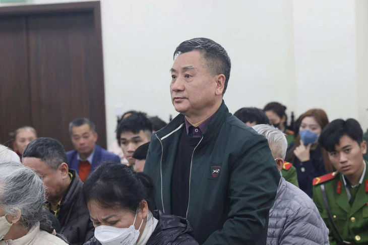 Vụ hối lộ 70 tỉ: Chủ doanh nghiệp khai chi hoa hồng cao vì có lúc sợ 'thuốc để lâu sẽ hỏng' - Ảnh 3.