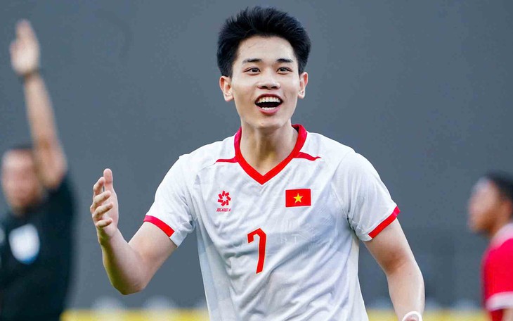 Đình Bắc áp đảo cuộc bình chọn 'Cầu thủ ấn tượng nhất Giải U23 châu Á' - Ảnh 4.