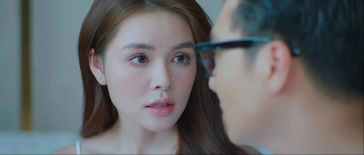 Quan tham và tiểu tam trong Lằn ranh chính, tà - Ảnh 3.