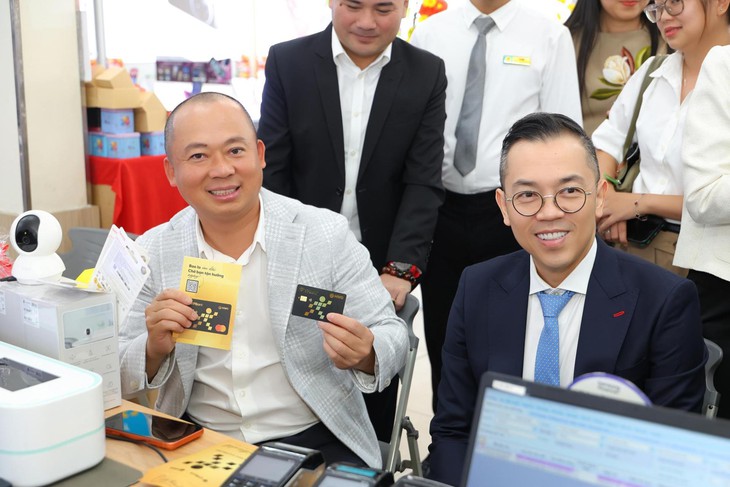 Ra mắt thẻ tín dụng tiêu dùng VPBank MWG Mastercard - Ảnh 5.