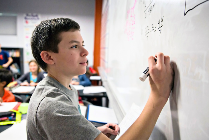 'thần đồng' - Ảnh 2.