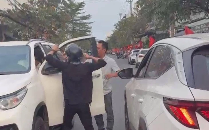 Bất bình việc đánh người đến tử vong, mong một cái bắt tay hòa giải khi va chạm giao thông - Ảnh 2.