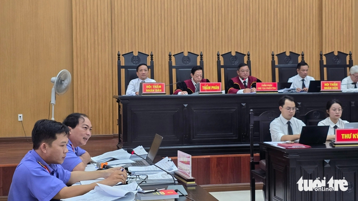 Nhiều cựu cán bộ Long Xuyên nói bị truy tố oan - Ảnh 3.