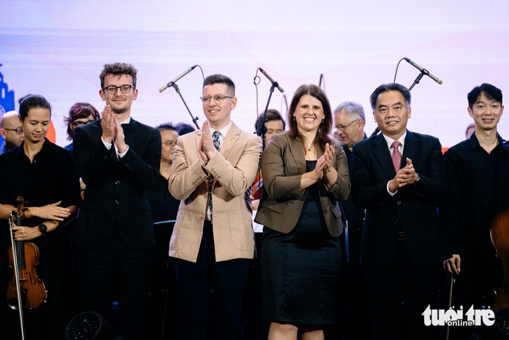 Liverpool - Ảnh 10.