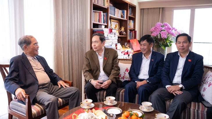 Chủ tịch Quốc hội Trần Thanh Mẫn dâng hương tưởng nhớ cố Tổng Bí thư Nguyễn Phú Trọng - Ảnh 5.