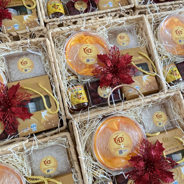 Giá khóm tăng cao mùa Tết - Ảnh 2. khóm - Ảnh 2.