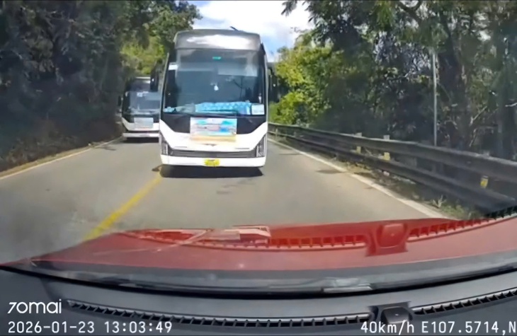 Cảnh sát giao thông - Ảnh 1.