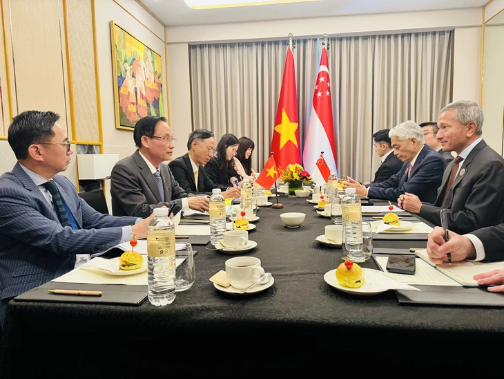 Hội nghị ngoại trưởng ASEAN: Việt Nam kêu gọi đón đầu thay đổi, cải tiến cơ chế xây dựng lòng tin - Ảnh 2.