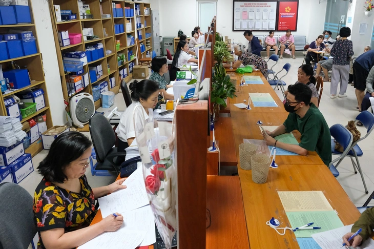 Tin tức sáng 30-1: Từ 1-3, doanh nghiệp được tạm dừng đóng bảo hiểm xã hội khi... - Ảnh 1.