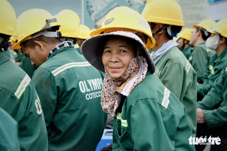 Xây Tết - Ảnh 2.