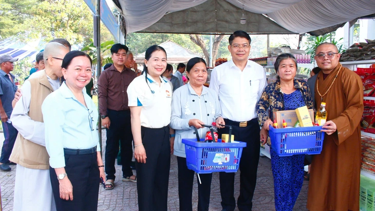 Bình Chánh - Ảnh 6.