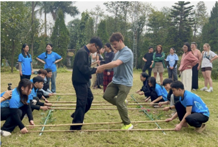 sinh viên - Ảnh 2.