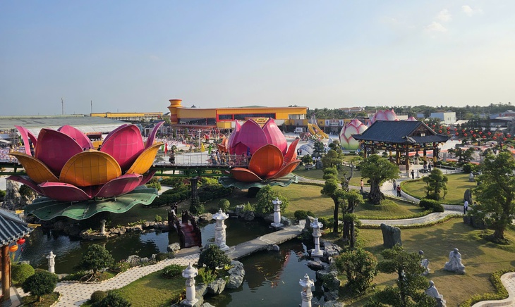 Liên hoa bảo tháp - Ảnh 2.