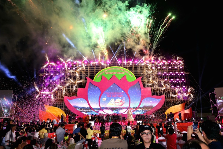 Liên hoa bảo tháp - Ảnh 4.